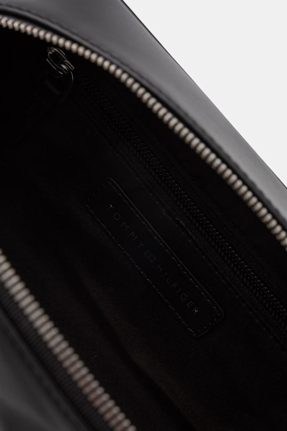 Tommy Hilfiger vrecko pánske kožené AM0AM14164 čierna