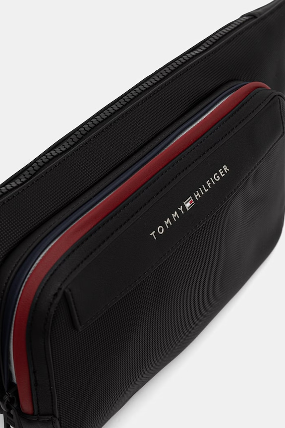 Tommy Hilfiger férfi övtáska fekete AM0AM14159