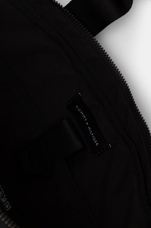 Tommy Hilfiger torba na laptopa męska AM0AM14149 czarny