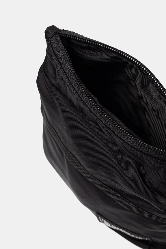 Levi's borsetă MISSION BAY POUCH 005CU negru