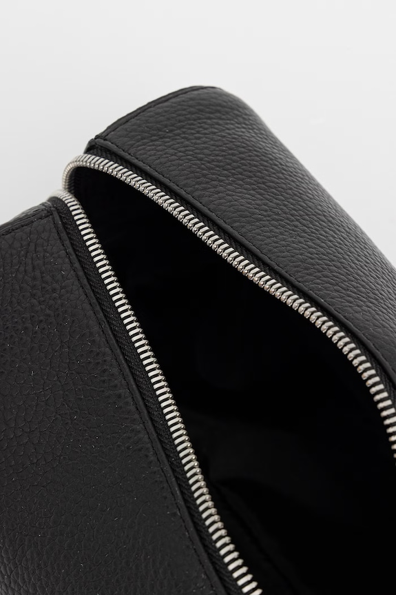 Guess vrecko pánske kožené MONACO PMMOMG.P6261