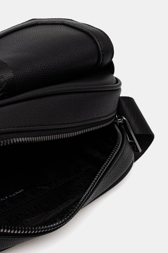 Armani Exchange saszetka męska z imitacji skóry XM002567.AF22537 czarny