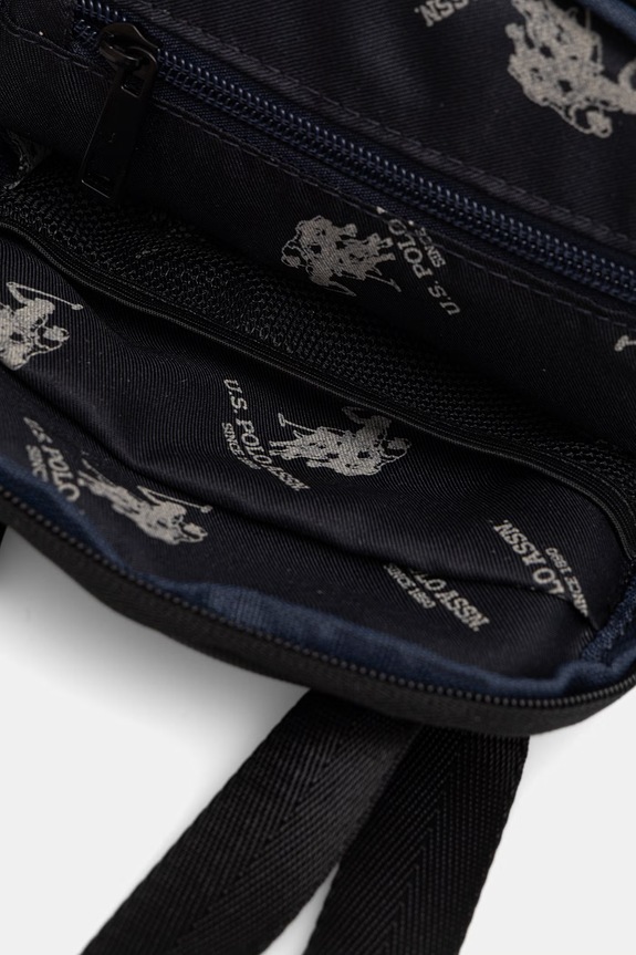 Malá taška U.S. Polo Assn. ARROWHEAD BEUA38741MPO čierna