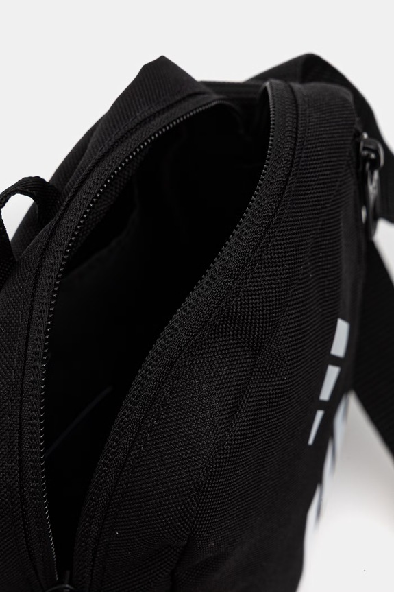 Σακίδιο adidas JZ7085 μαύρο