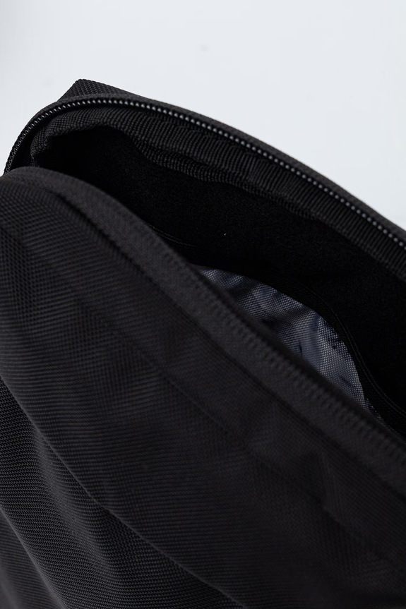 Mammut φάκελος που φοριέται στον ώμο Xeron Pouch 2 2810.00470 μαύρο