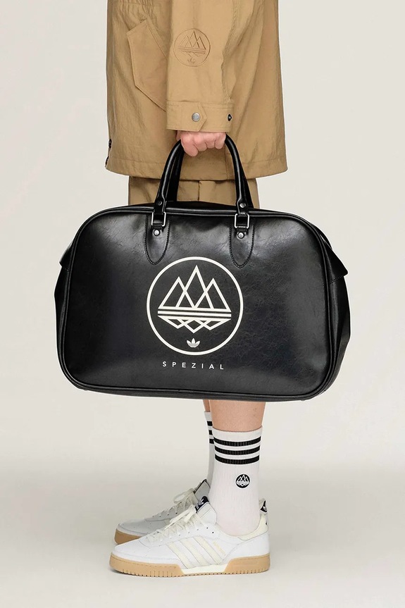 adidas Originals x SPZL taška z imitace kůže KR2695