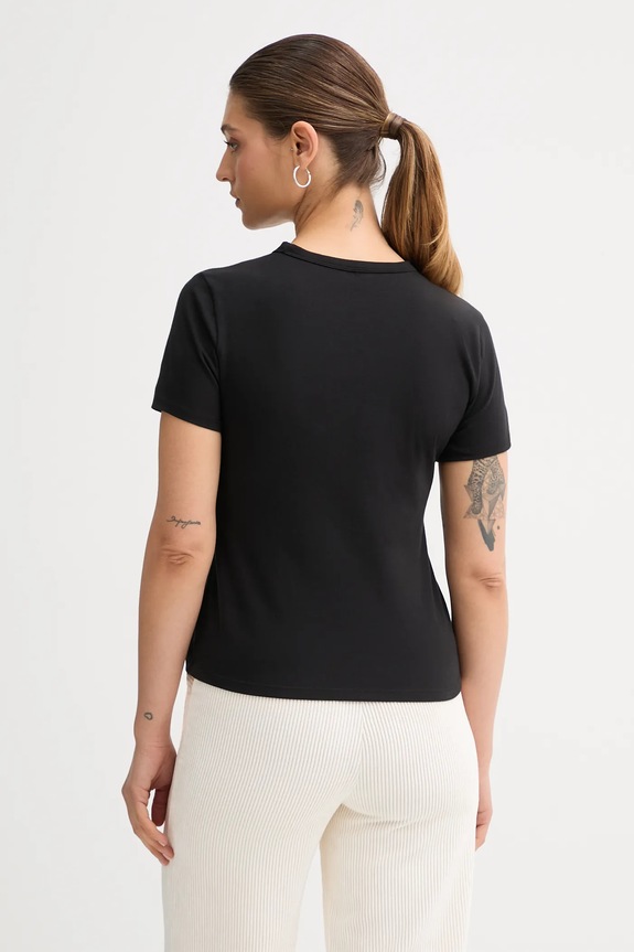 Odjeća Majica kratkih rukava Calvin Klein Jeans LV047E812G crna