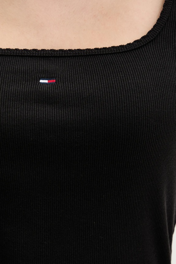 Tommy Jeans t-shirt DW0DW21837 fekete