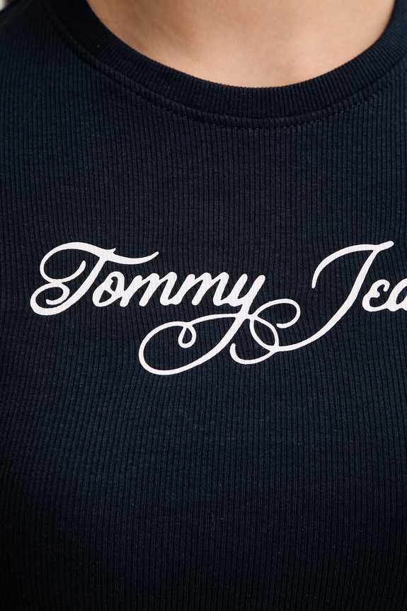 Tričko Tommy Jeans DW0DW21838 námořnická modř