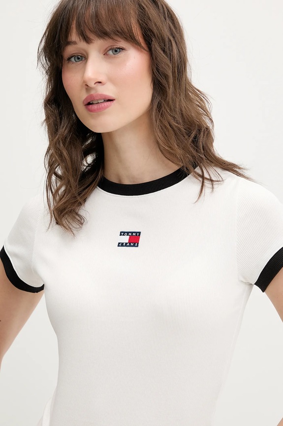 Tričko Tommy Jeans béžová DW0DW22575
