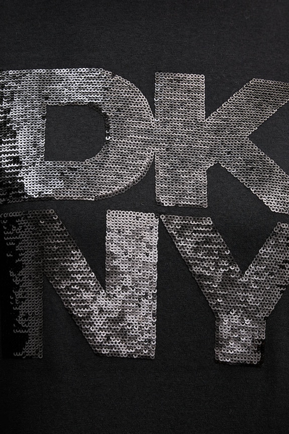 Μπλουζάκι Dkny DJ6T1684 μαύρο