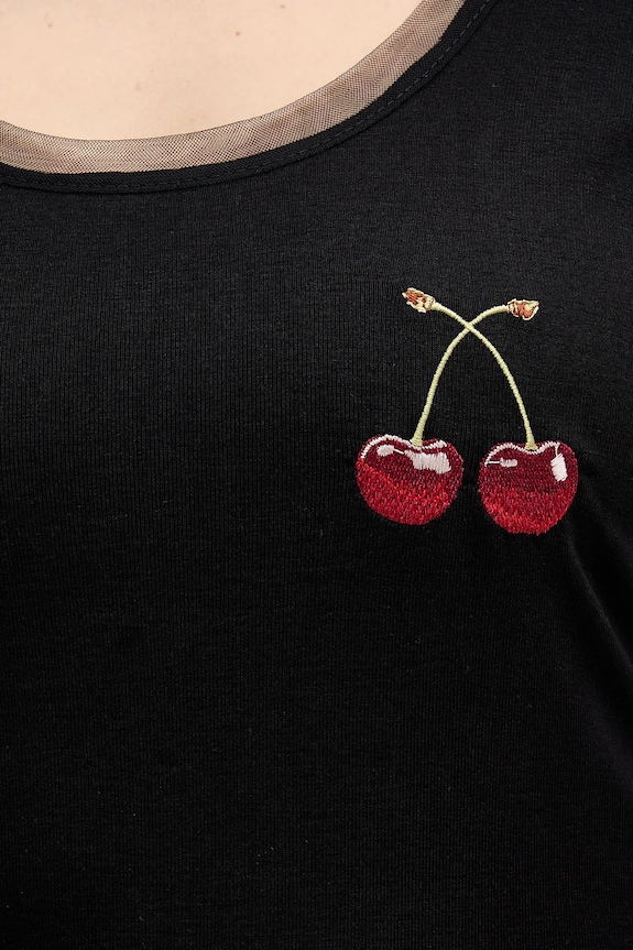 Never Fully Dressed t-shirt Cherry Teddy NFDTO2102 czarny