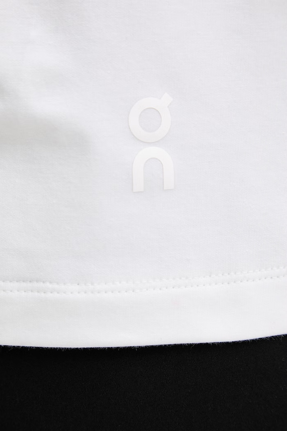 On tricou de antrenament Focus 1WF10390069 alb