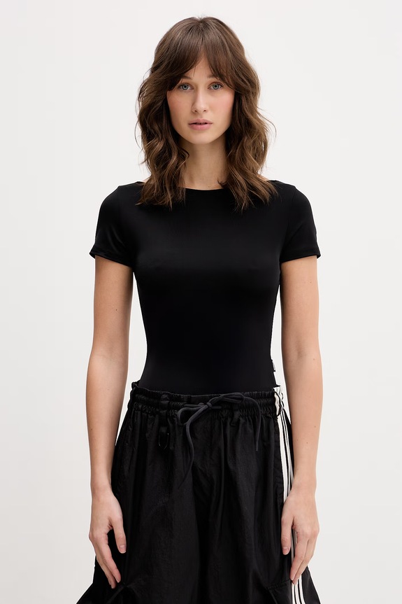 VETEMENTS t-shirt okrągły czarny WE76TO447B