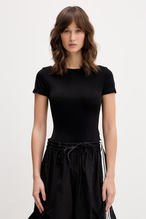 VETEMENTS t-shirt okrągły czarny WE76TO447B