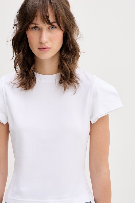 VETEMENTS t-shirt Baby T-shirt biały WE76TR524W