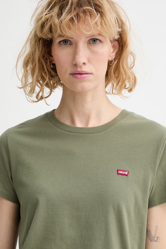 Βαμβακερό μπλουζάκι Levi's PERFECT πράσινο 39185.0404