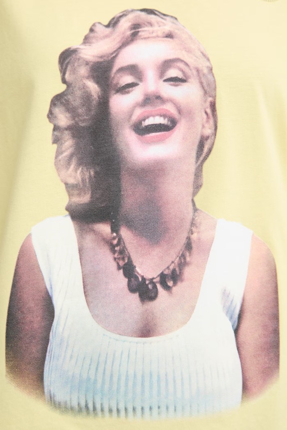 Guess Oversize t-shirt γυναικείο βαμβακερό MARILYN MONROE W6BI52.K6659 κίτρινο