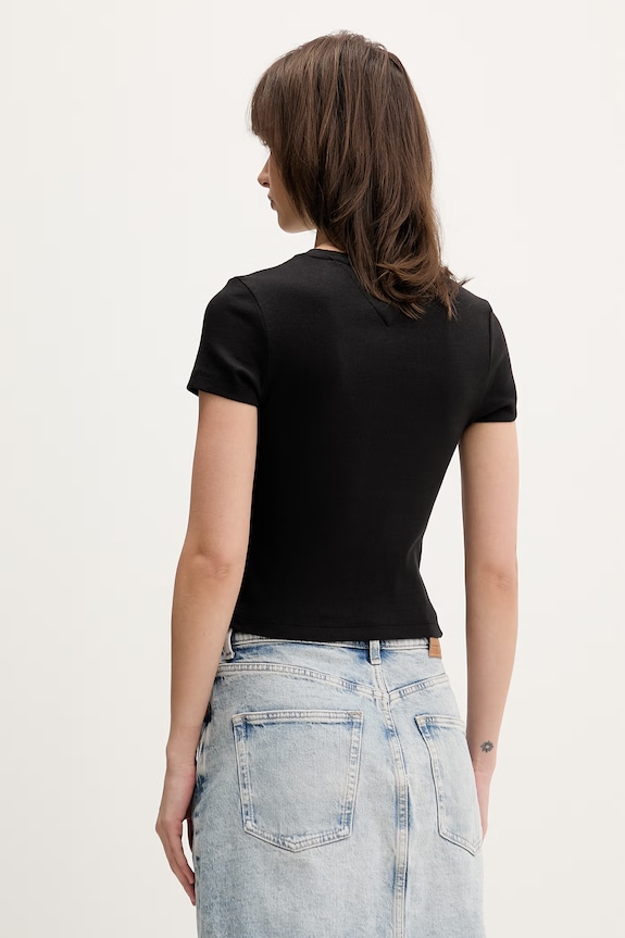 Odzież Tommy Jeans T-shirt damski z bawełną DW0DW22272 czarny