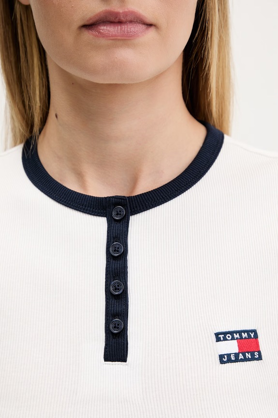 Tommy Jeans T-shirt damski z bawełną DW0DW22276 biały