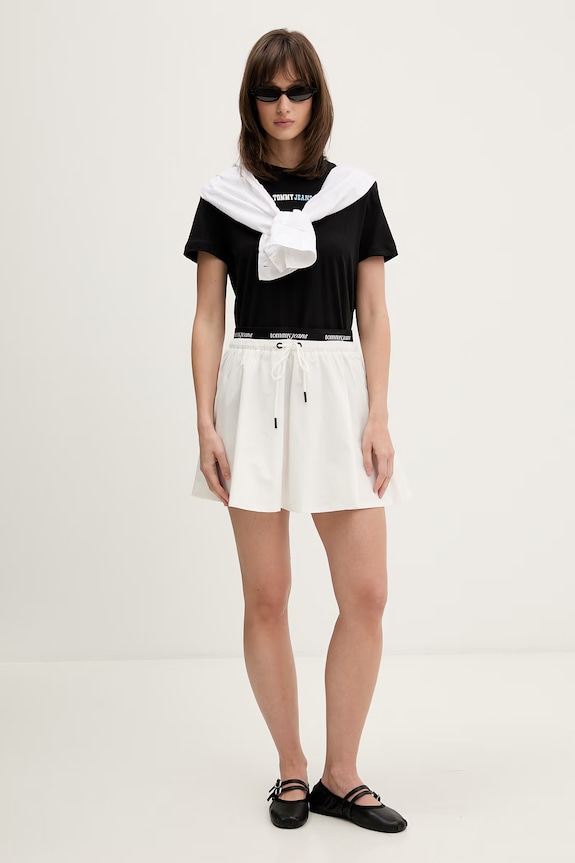 Tommy Jeans T-shirt damski bawełniany DW0DW22277 czarny SS26