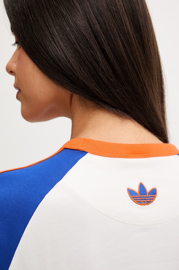 adidas Originals футболка жіноча бавовняна з еластаном KE0649 бежевий