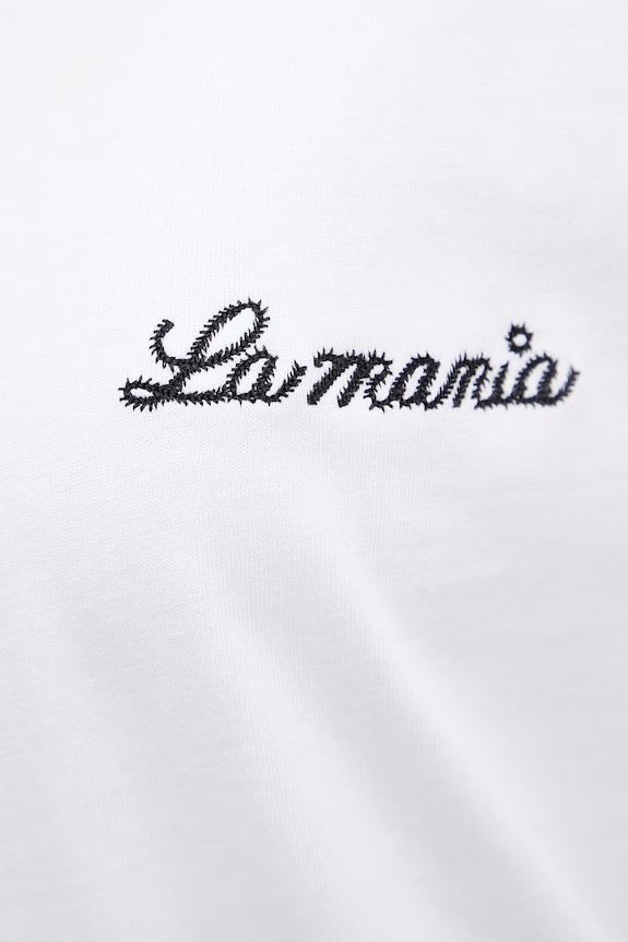 La Mania t-shirt oversize damski bawełniany CARENA CARENA biały