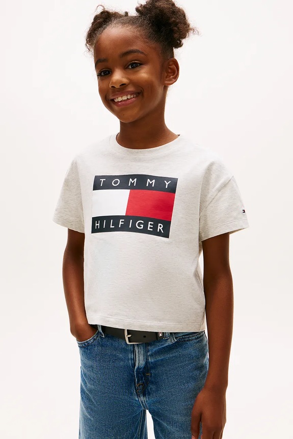 Παιδικό βαμβακερό μπλουζάκι Tommy Hilfiger στάμπα γκρί KG0KG09289.116.122.PPY2