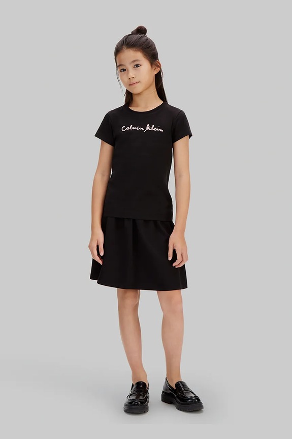 Dziewczynka Calvin Klein Jeans T-shirt dziecięcy bawełniany LVCKSJA17G.128.176.PPY2 czarny