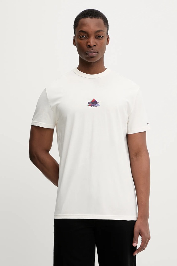 Bavlnené tričko Tommy Jeans nášivka béžová DM0DM22311