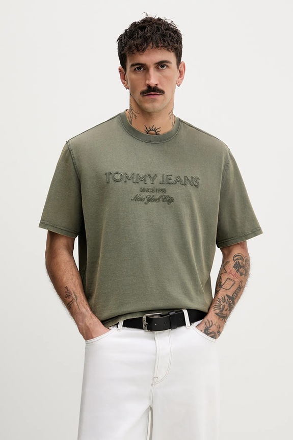 Tommy Jeans t-shirt bawełniany aplikacja zielony DM0DM22330
