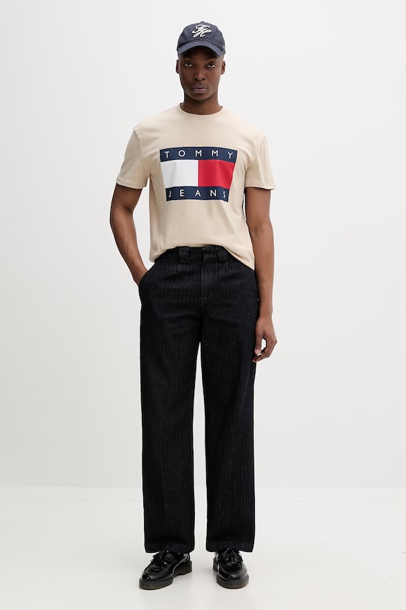 Tommy Jeans tričko pánske bavlnené DM0DM22645 béžová SS26
