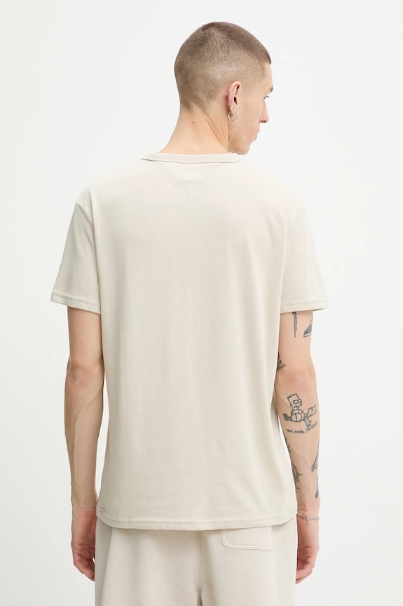 Ρούχα Tommy Jeans T-shirt Ανδρικό DM0DM22667 μπεζ