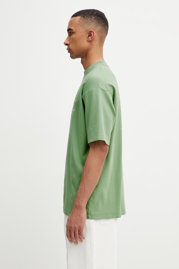 Drôle de Monsieur tričko pánské bavlněné Le T-Shirt Slogan Calligraphy K.TS209.CO002.LGN zelená SS26