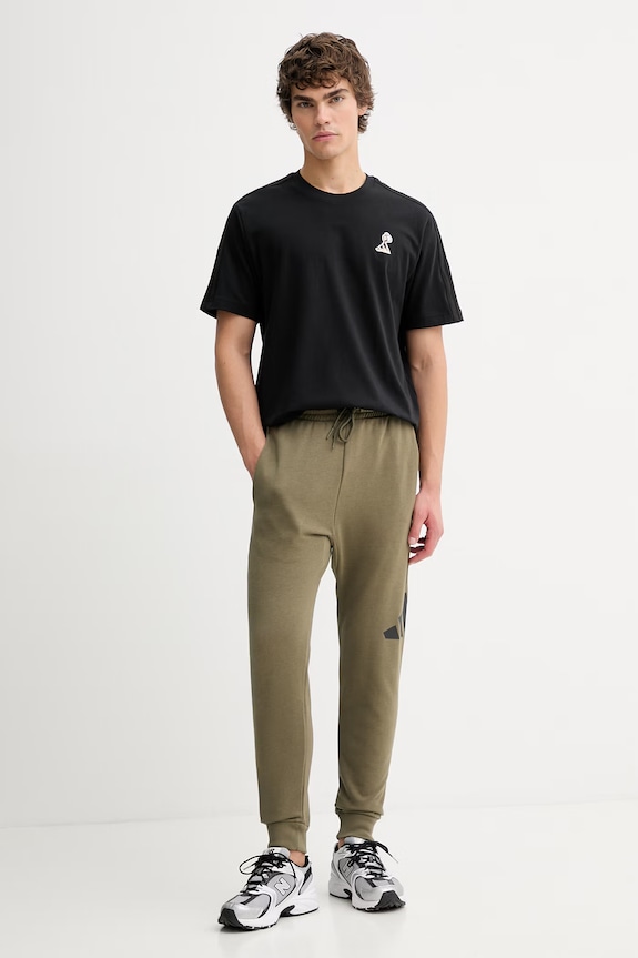 Βαμβακερό μπλουζάκι adidas Coffee Cafe KB4847 μαύρο SS26
