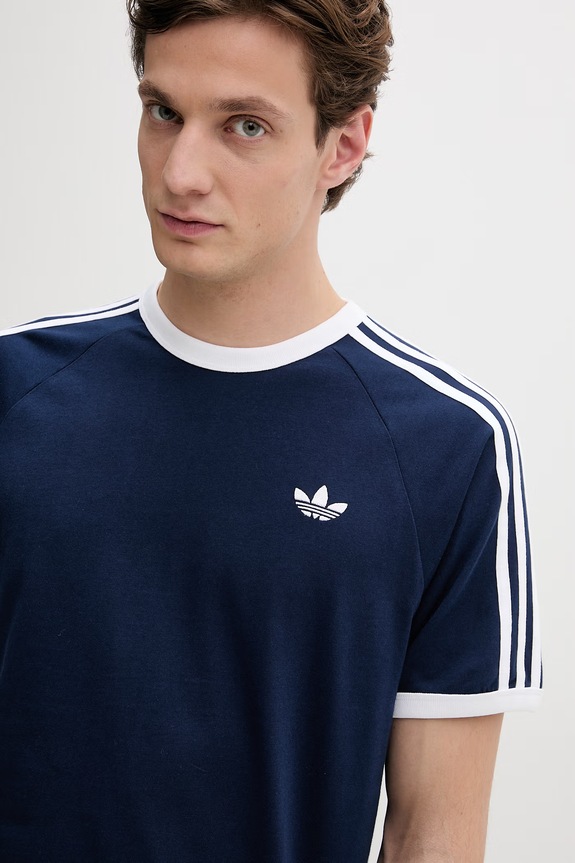 adidas Originals t-shirt bawełniany granatowy KE3536