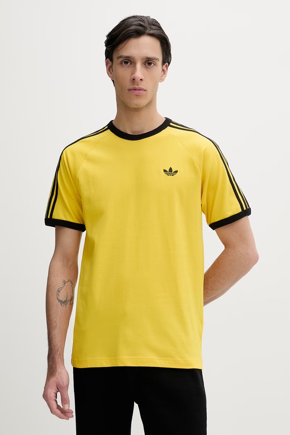 adidas Originals tricou din bumbac imprimeu galben KE3533