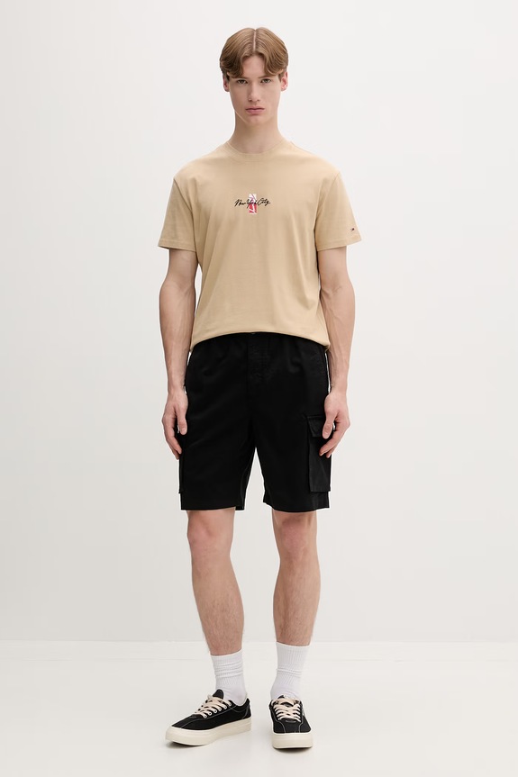 Tommy Jeans t-shirt męski bawełniany DM0DM22532 beżowy SS26