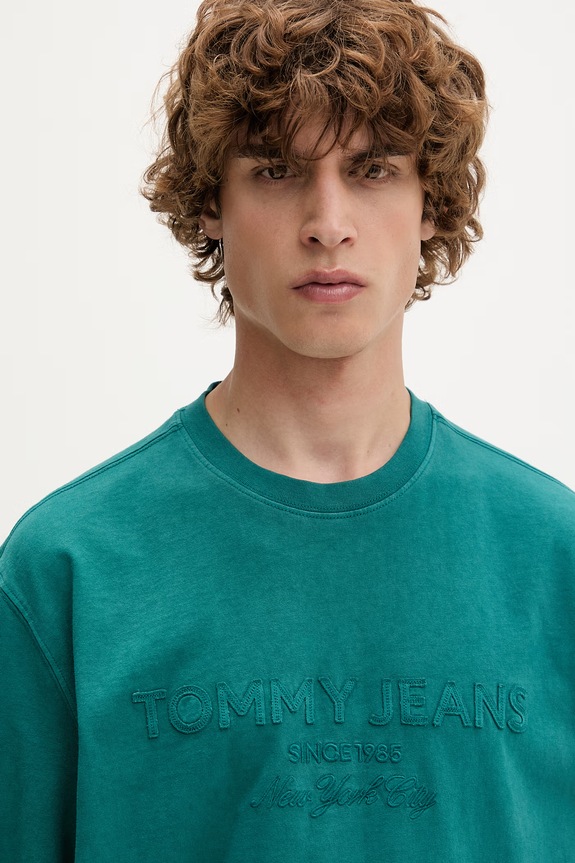 Tommy Jeans Basic tričko pánske bavlnené tyrkysová DM0DM22545