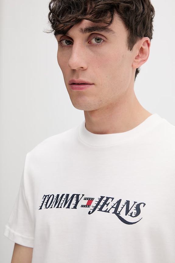 Tommy Jeans tričko pánske bavlnené béžová DM0DM22548