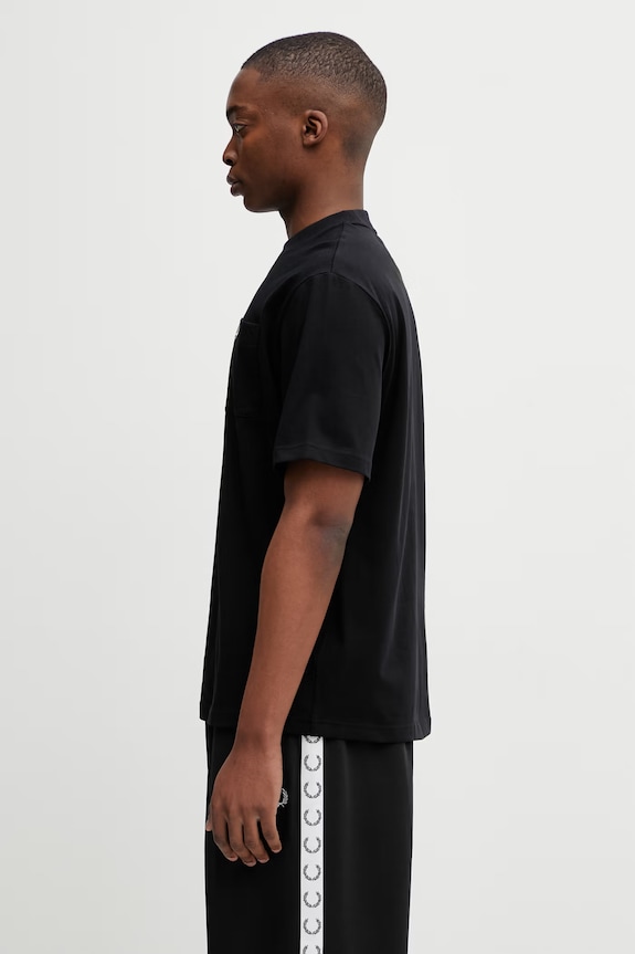 Bavlnené tričko Fred Perry M2408 čierna SS26