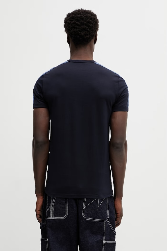 Ρούχα Fred Perry t-shirt βαμβακερό ανδρικό M4613 σκούρο μπλε