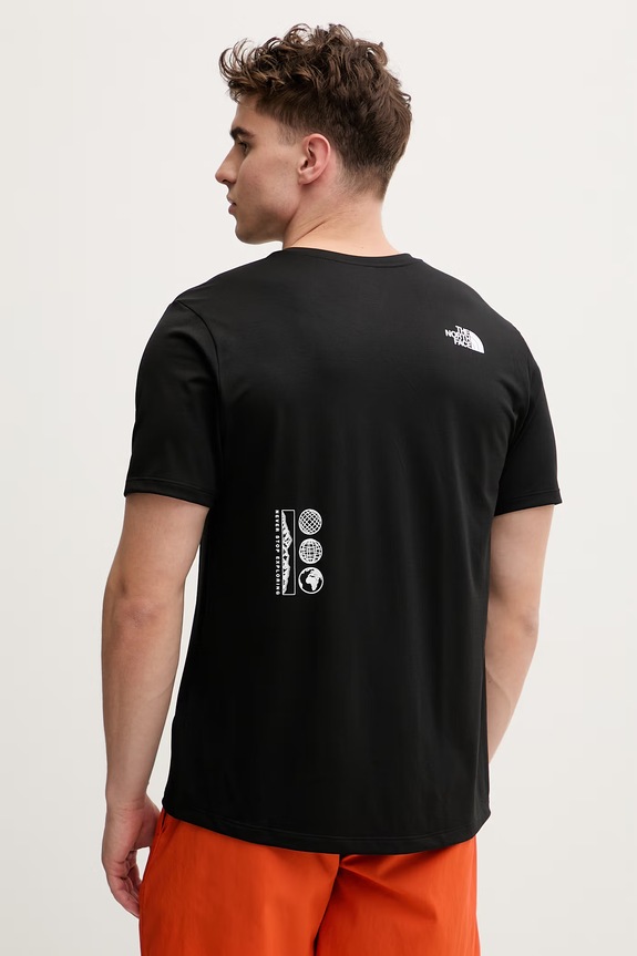 Ruházat The North Face póló férfi GRAPHIC NF0A8G83JK31 fekete