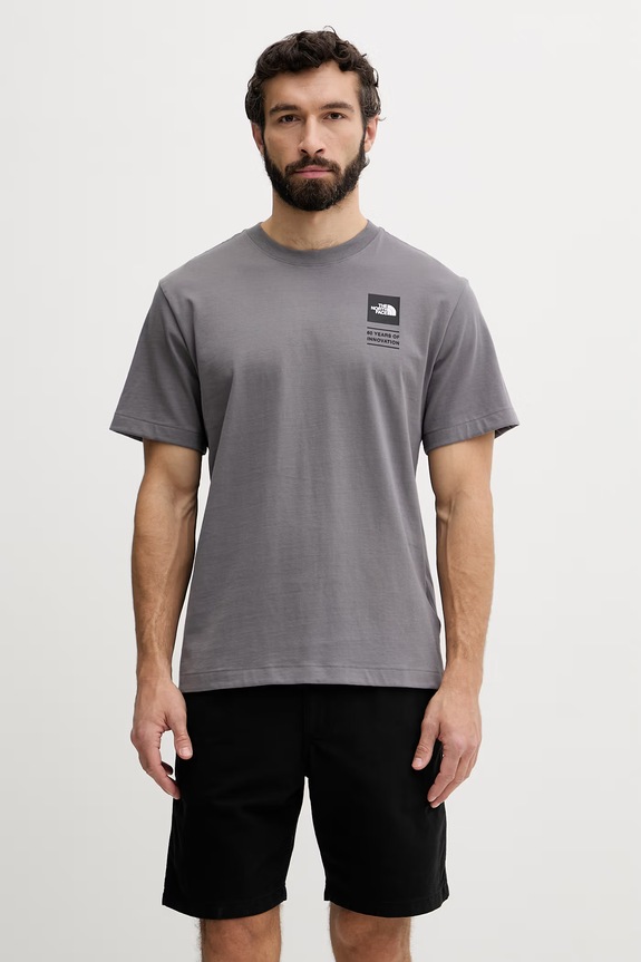 The North Face t-shirt ανδρικό βαμβακερό CELEBRATION γκρί NF0A8GAQ0UZ1