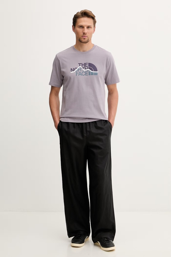 The North Face t-shirt ανδρικό βαμβακερό MOUNTAIN LINE NF0A8GUXG7O1 μωβ SS26