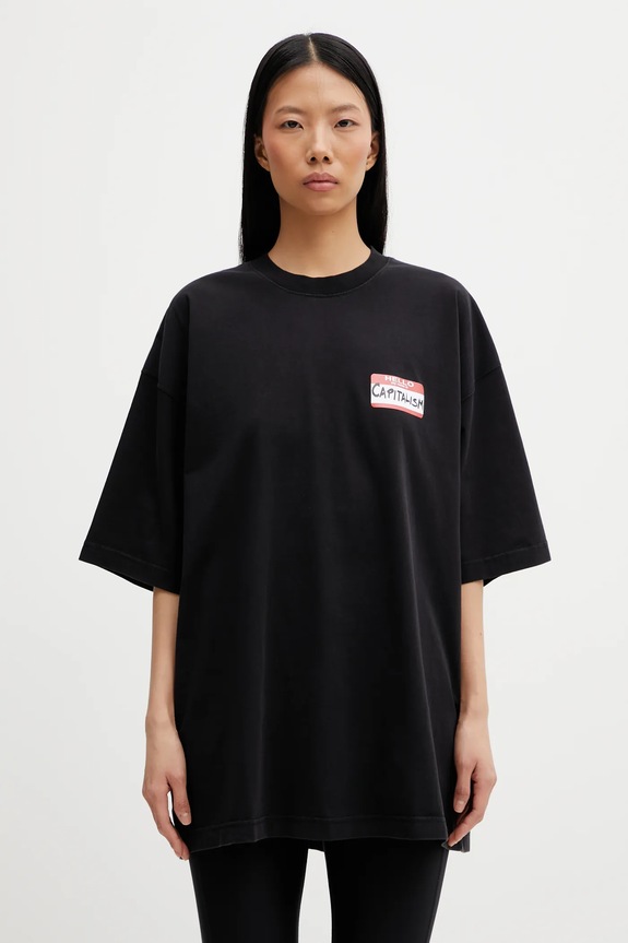 Хлопковая футболка VETEMENTS Sticker ME76TR228B чёрный SS26