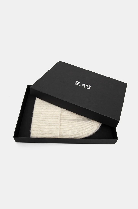 Answear.LAB czapka z wełny merino beżowy WA24.CAD002