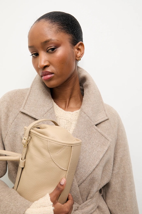 Μάλλινο παλτό Answear Lab WA24.KPD006