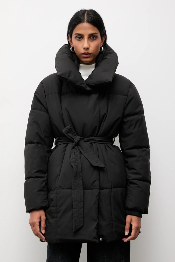 Answear.LAB kurtka pikowana damska czarny WA24.KUD019