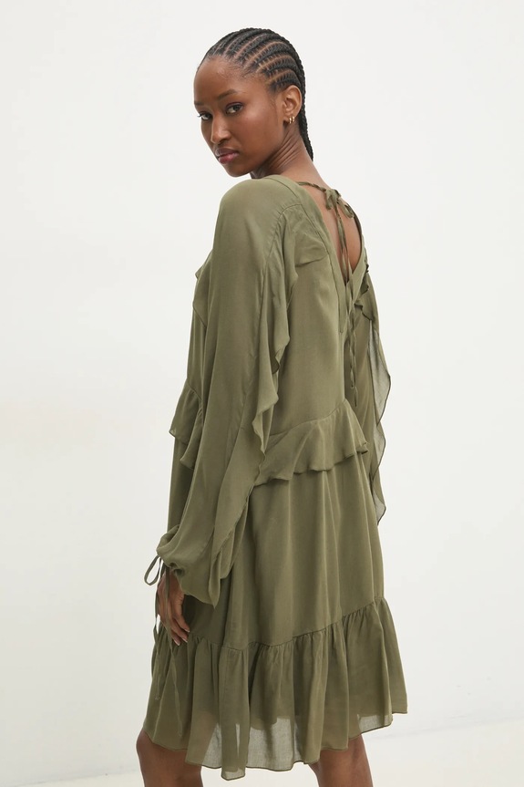 Answear.LAB sukienka casual zielony WA24.SUD014